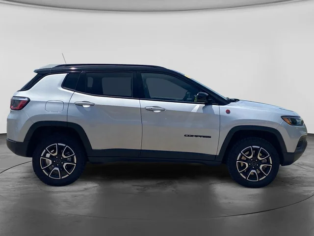 SEMINUEVOS JEEP Compass a Estados en autogozo