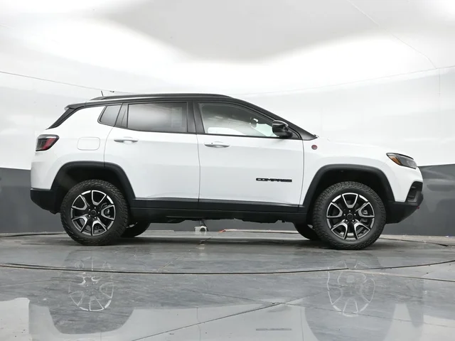 SEMINUEVOS JEEP Compass a Estados en autogozo
