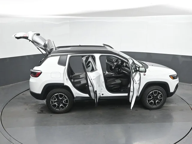 SEMINUEVOS JEEP Compass a Estados en autogozo