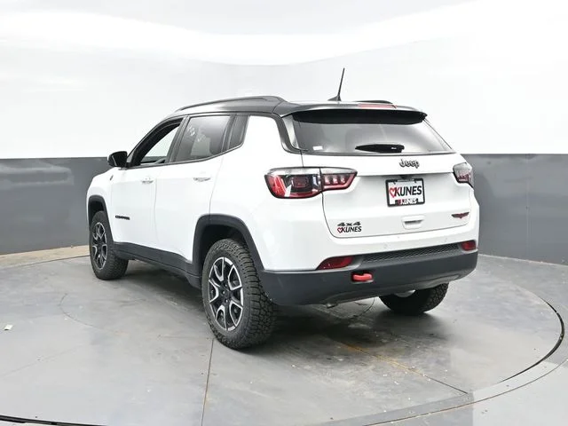 SEMINUEVOS JEEP Compass a Estados en autogozo