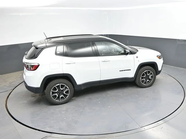 SEMINUEVOS JEEP Compass a Estados en autogozo