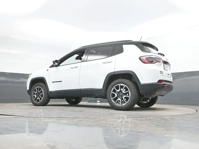 SEMINUEVOS JEEP Compass a Estados en autogozo