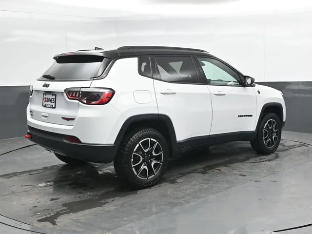 SEMINUEVOS JEEP Compass a Estados en autogozo