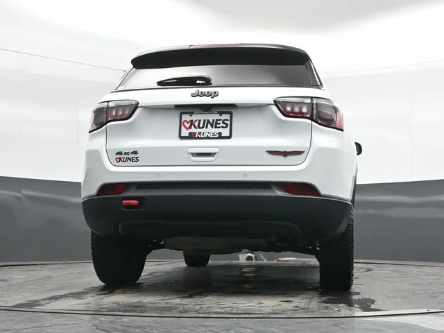 SEMINUEVOS JEEP Compass a Estados en autogozo