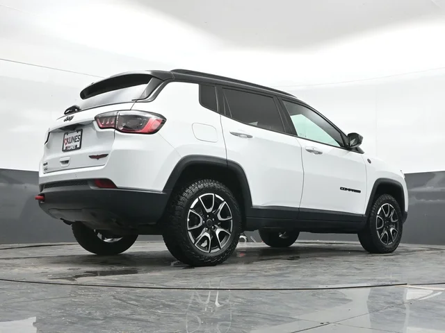 SEMINUEVOS JEEP Compass a Estados en autogozo