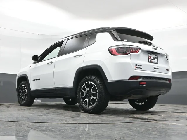 SEMINUEVOS JEEP Compass a Estados en autogozo