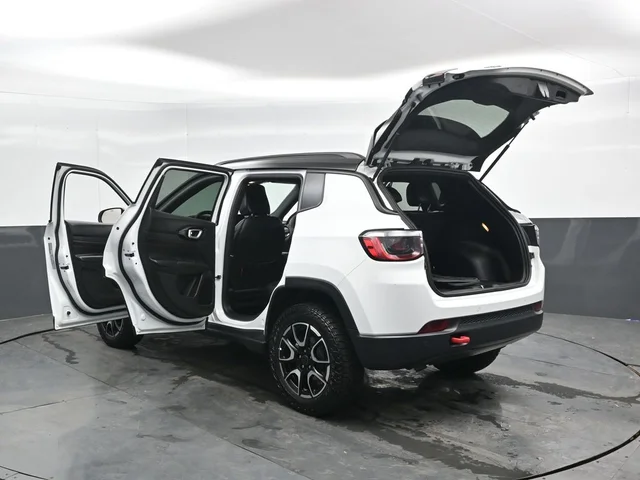 SEMINUEVOS JEEP Compass a Estados en autogozo