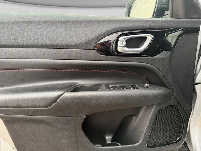 SEMINUEVOS JEEP Compass a Estados en autogozo