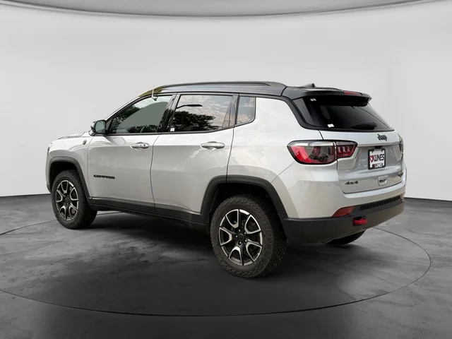 SEMINUEVOS JEEP Compass a Estados en autogozo