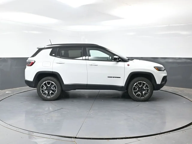 SEMINUEVOS JEEP Compass a Estados en autogozo