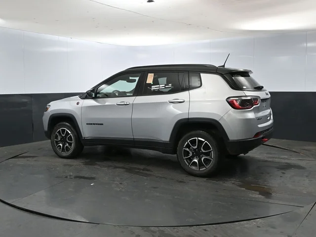 SEMINUEVOS JEEP Compass a Estados en autogozo