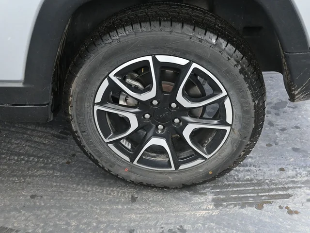 SEMINUEVOS JEEP Compass a Estados en autogozo