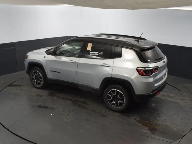 SEMINUEVOS JEEP Compass a Estados en autogozo