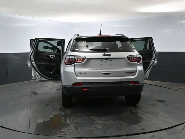 SEMINUEVOS JEEP Compass a Estados en autogozo