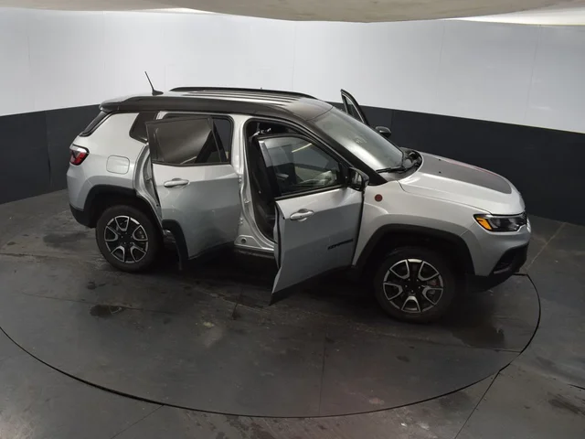 SEMINUEVOS JEEP Compass a Estados en autogozo