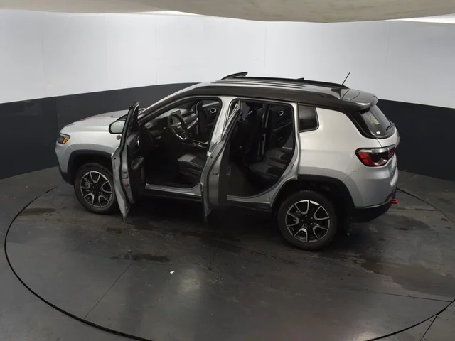 SEMINUEVOS JEEP Compass a Estados en autogozo