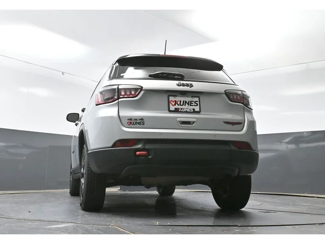 SEMINUEVOS JEEP Compass a Estados en autogozo