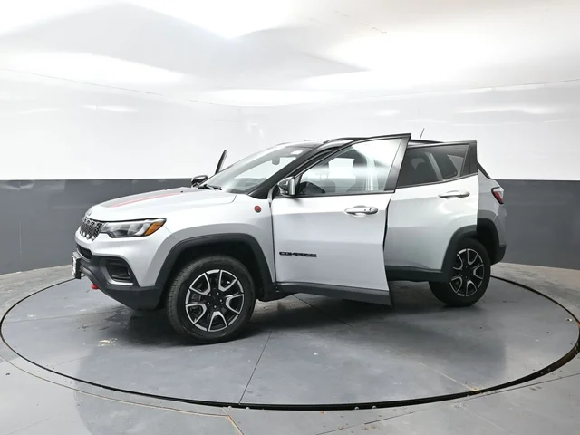 SEMINUEVOS JEEP Compass a Estados en autogozo
