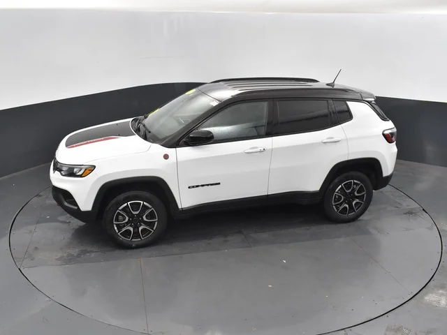 SEMINUEVOS JEEP Compass a Estados en autogozo