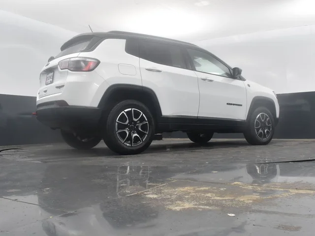 SEMINUEVOS JEEP Compass a Estados en autogozo