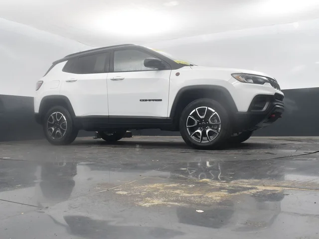 SEMINUEVOS JEEP Compass a Estados en autogozo