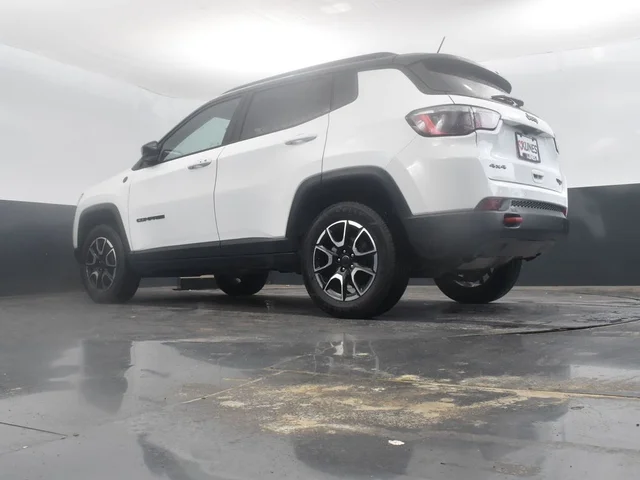 SEMINUEVOS JEEP Compass a Estados en autogozo