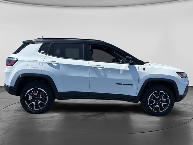 SEMINUEVOS JEEP Compass a Estados en autogozo