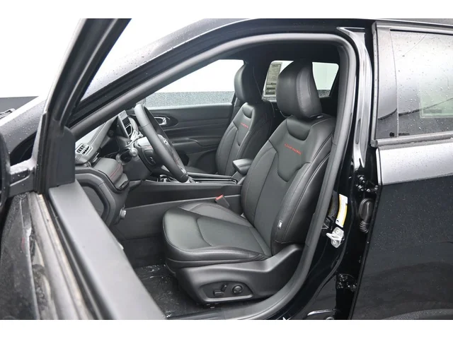 Nuevos JEEP COMPASS à Estados chez autogozo