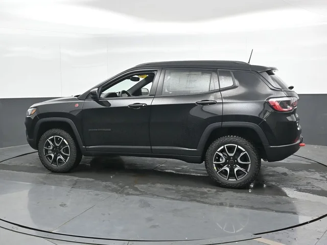 Nuevos JEEP COMPASS à Estados chez autogozo