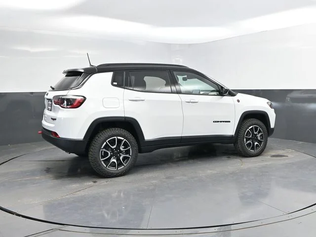 Nuevos JEEP COMPASS à Estados chez autogozo