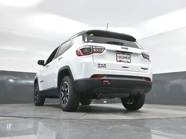 Nuevos JEEP COMPASS à Estados chez autogozo