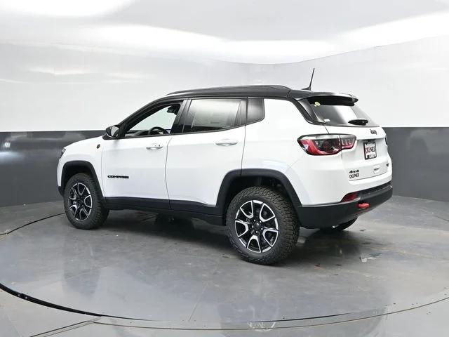 Nuevos JEEP COMPASS à Estados chez autogozo