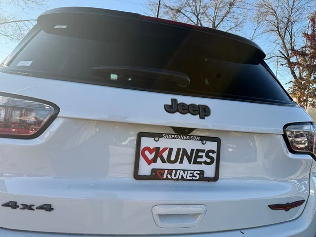 SEMINUEVOS JEEP Compass a Estados en autogozo