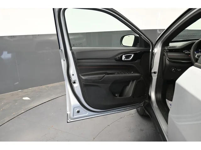 SEMINUEVOS JEEP Compass a Estados en autogozo