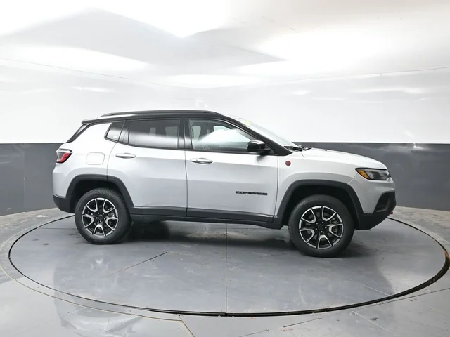 SEMINUEVOS JEEP Compass a Estados en autogozo