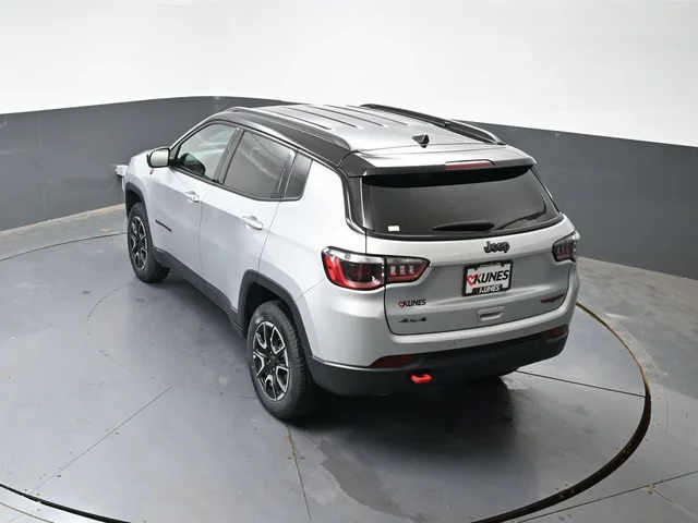 SEMINUEVOS JEEP Compass a Estados en autogozo