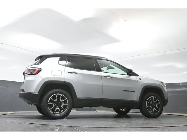SEMINUEVOS JEEP Compass a Estados en autogozo