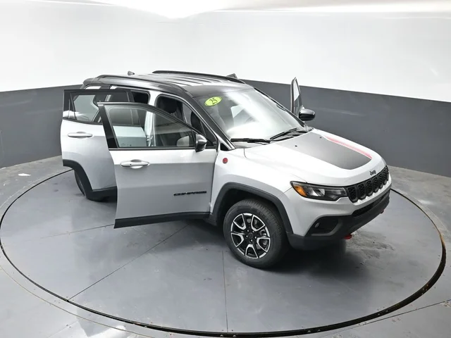SEMINUEVOS JEEP Compass a Estados en autogozo