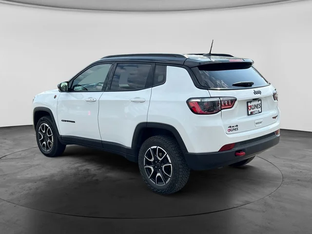SEMINUEVOS JEEP Compass a Estados en autogozo