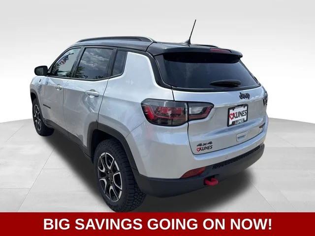SEMINUEVOS JEEP Compass a Estados en autogozo