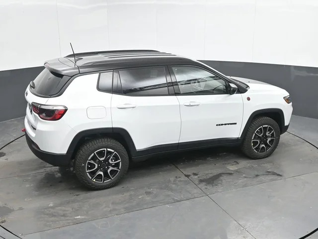 Nuevos JEEP COMPASS à Estados chez autogozo
