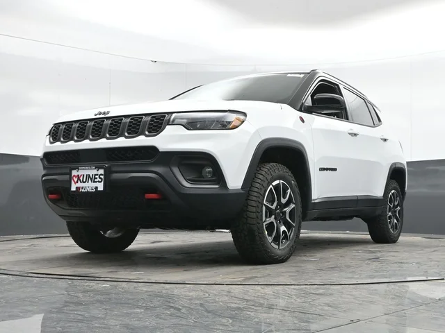 Nuevos JEEP COMPASS à Estados chez autogozo