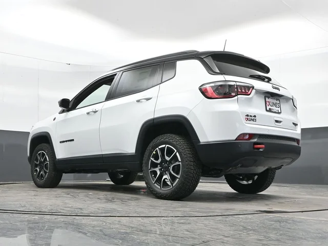 Nuevos JEEP COMPASS à Estados chez autogozo