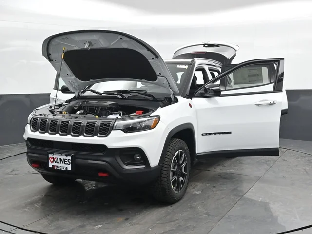 Nuevos JEEP COMPASS à Estados chez autogozo