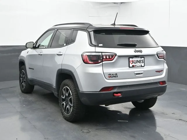 SEMINUEVOS JEEP Compass a Estados en autogozo