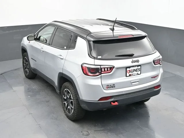 SEMINUEVOS JEEP Compass a Estados en autogozo