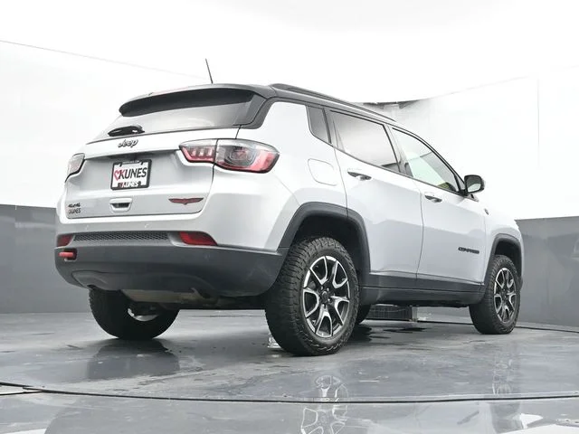 SEMINUEVOS JEEP Compass a Estados en autogozo