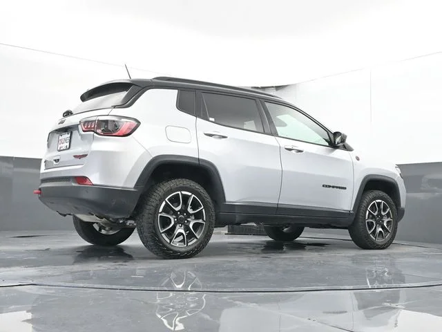 SEMINUEVOS JEEP Compass a Estados en autogozo