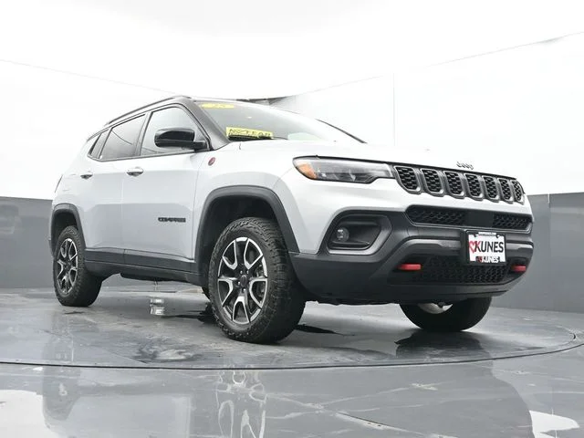 SEMINUEVOS JEEP Compass a Estados en autogozo