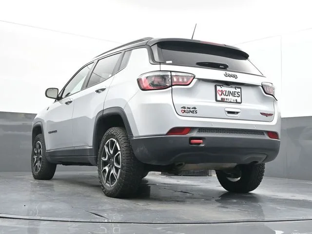 SEMINUEVOS JEEP Compass a Estados en autogozo